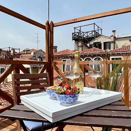 Апартаменты Romantic Grand Canal *